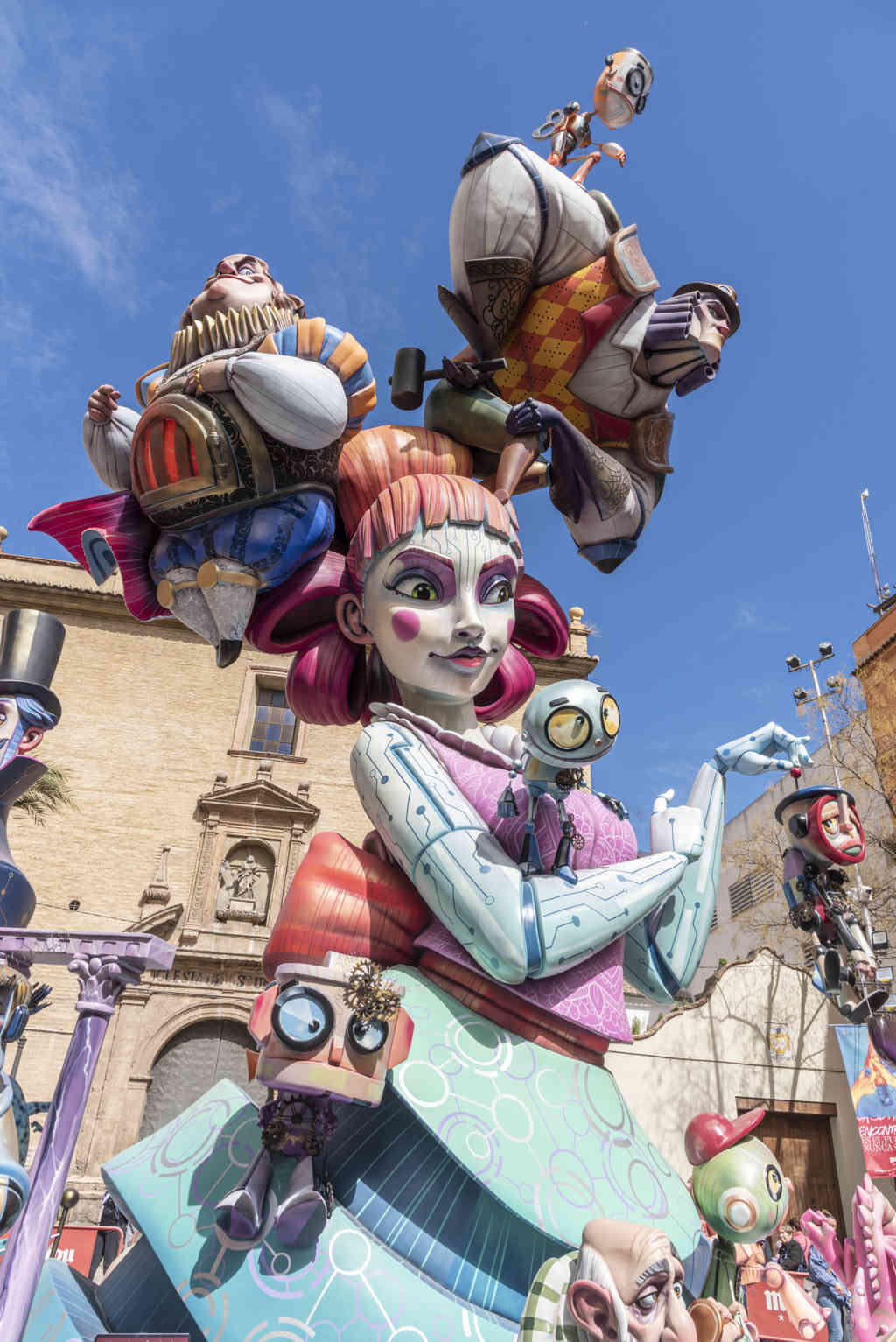Valencia - fallas 2023 - falla Quart-Palomar - Ciber 05.jpg
